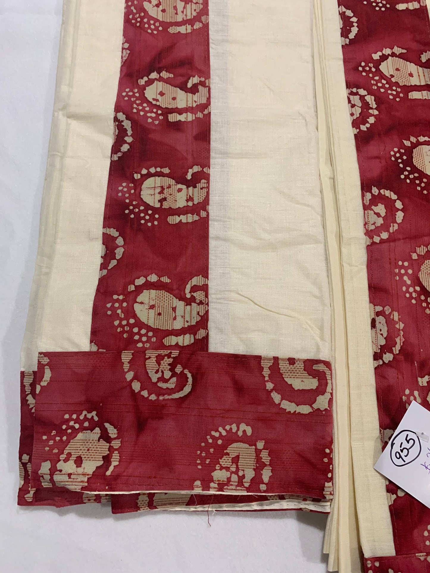 Batik border set mundu