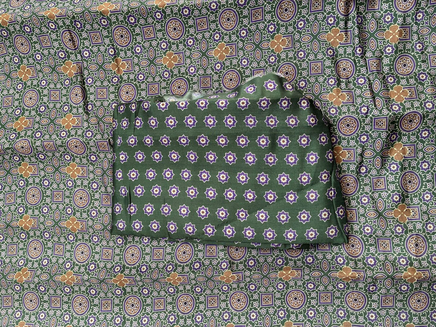 green dola silk saree