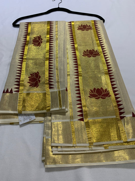 Golden kasavu set mundu