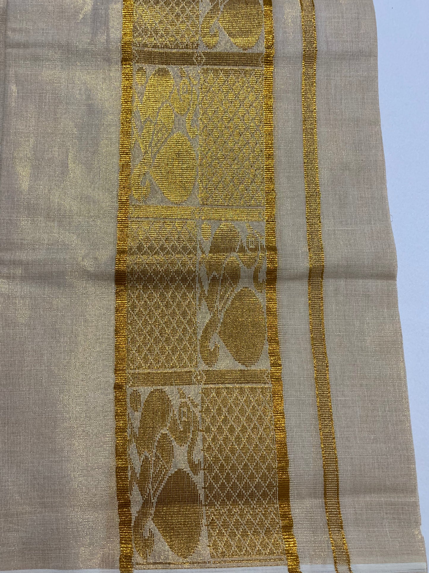 Golden tissue set mundu