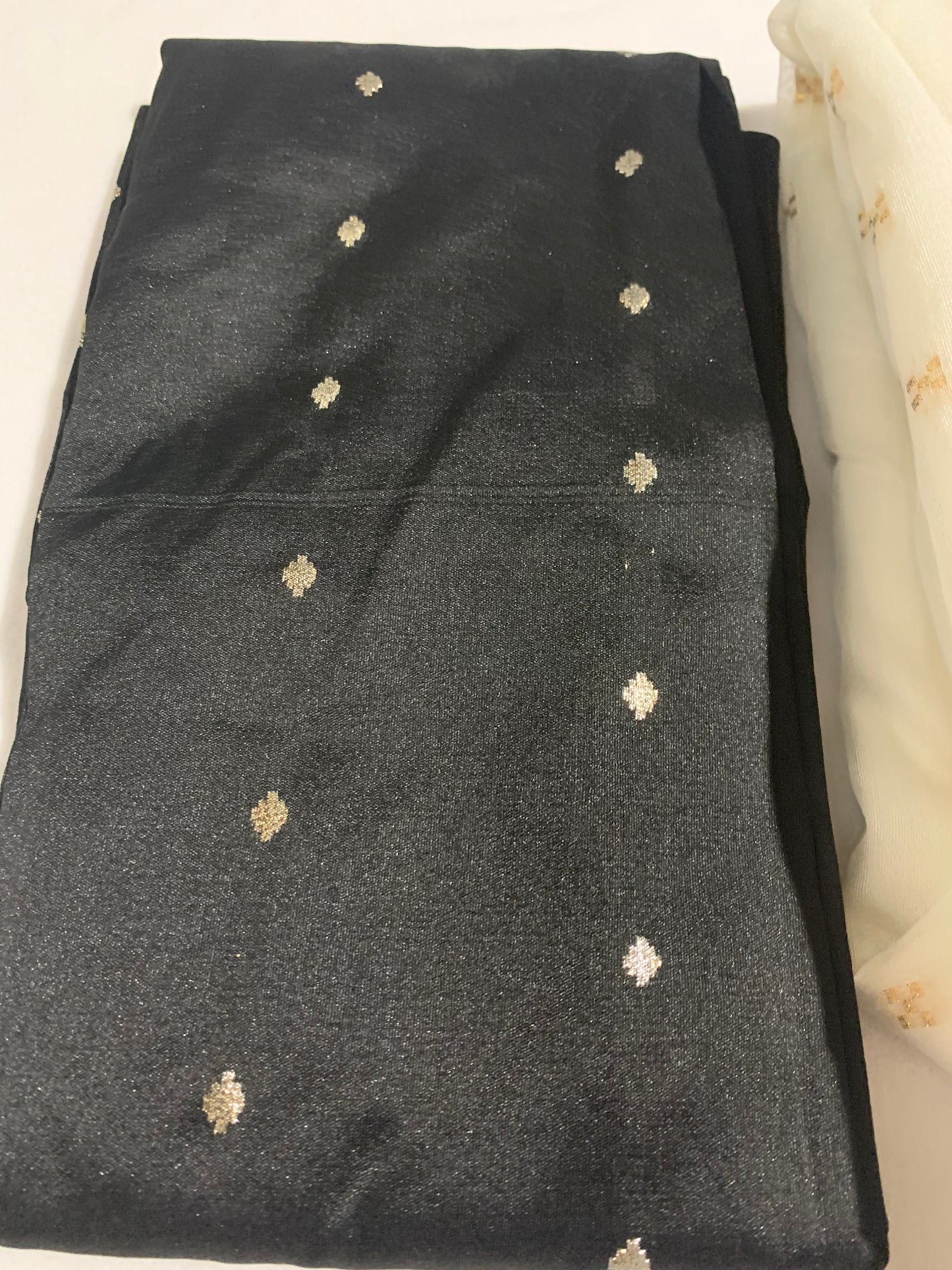 Black dhavani set